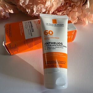 La Roche-Posay Anthelios Melt-In Milk Sunscreen SPF60 Sunscreen Body/Face 3.0oz